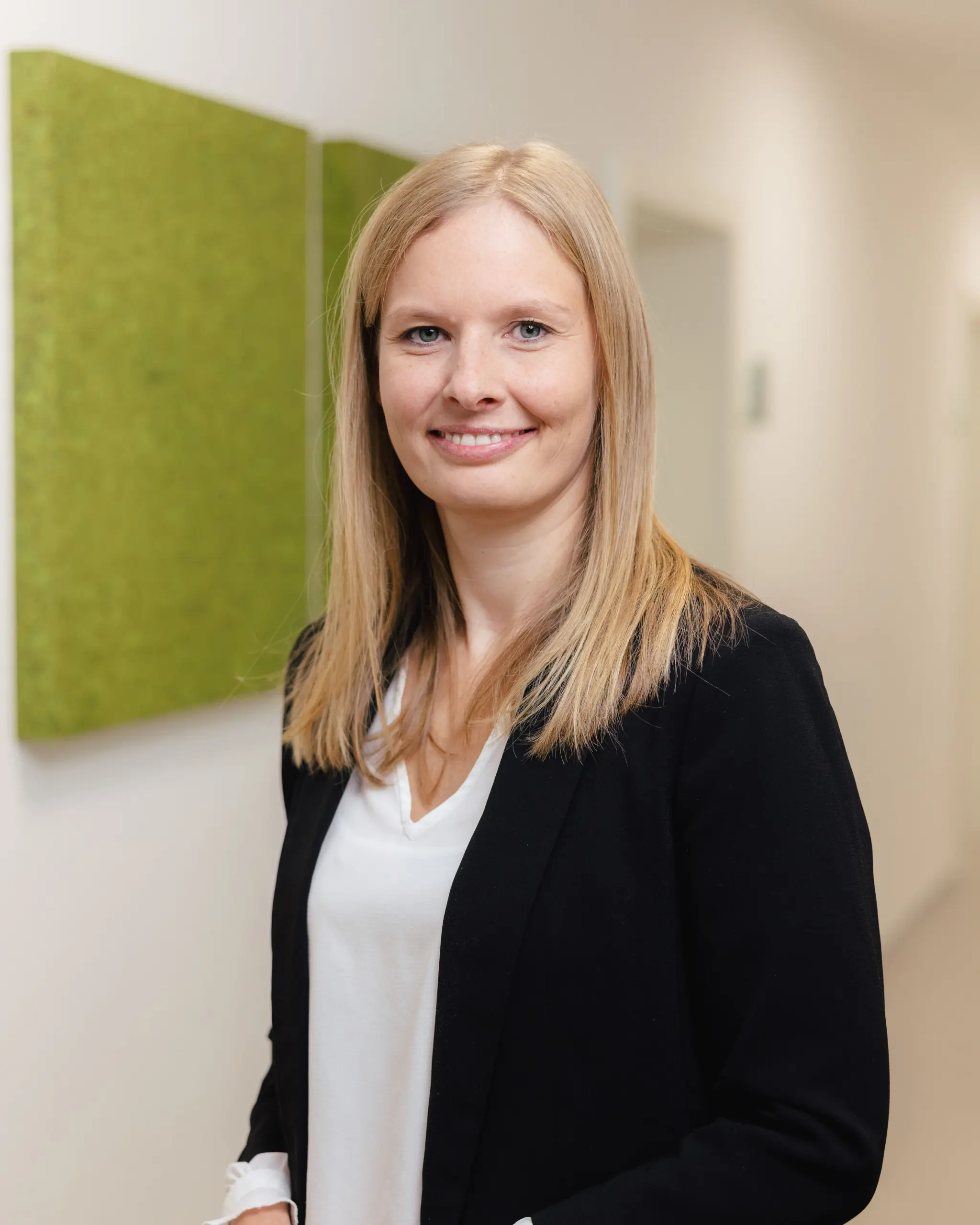 Mag. Katrin Niederl
