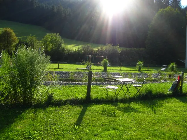 AUSSENANSICHTEN