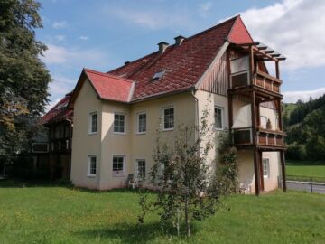 Mietwohnung mit überdachtem Autoabstellplatz in Möderbrugg, Im Dorf 5, 8763 Möderbrugg, Wohnung