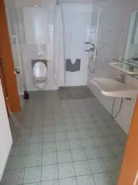 INNENANSICHTEN