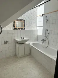 INNENANSICHTEN