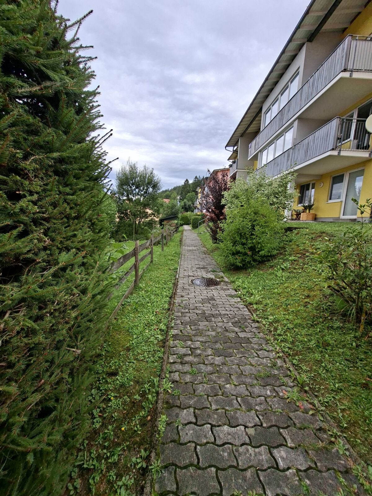 INNENANSICHTEN
