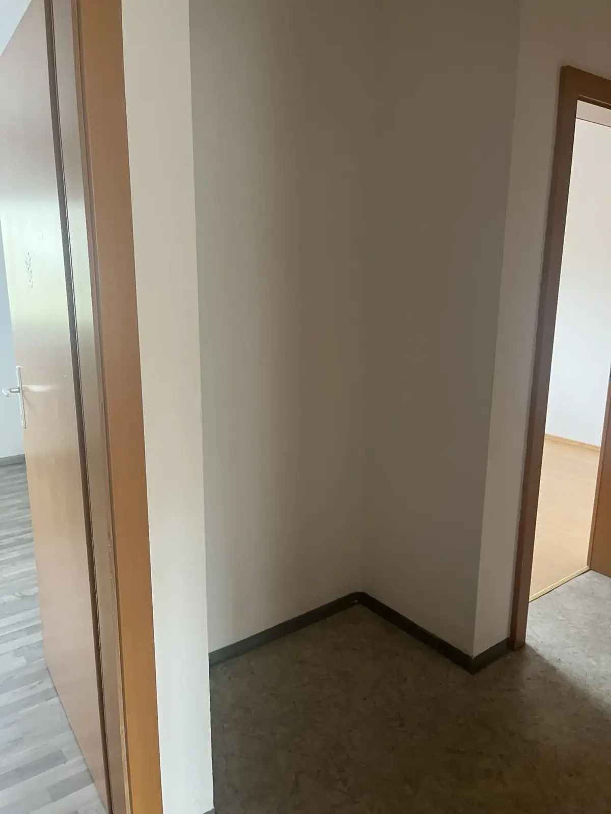 INNENANSICHTEN