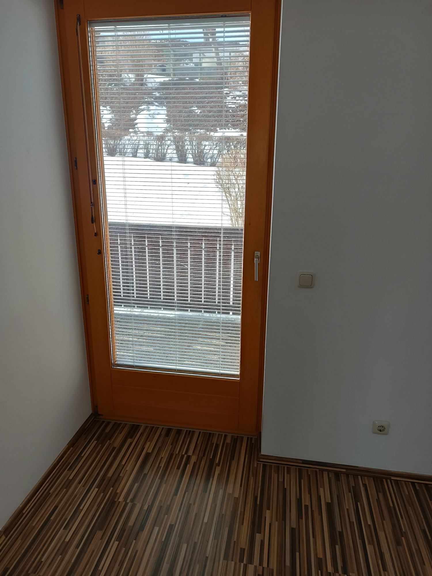 INNENANSICHTEN