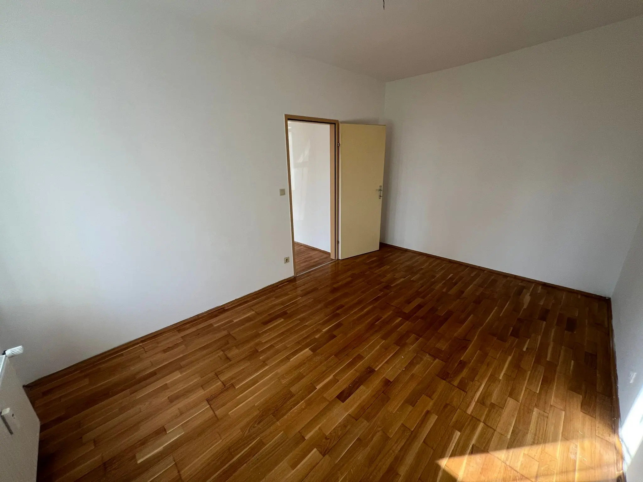 INNENANSICHTEN