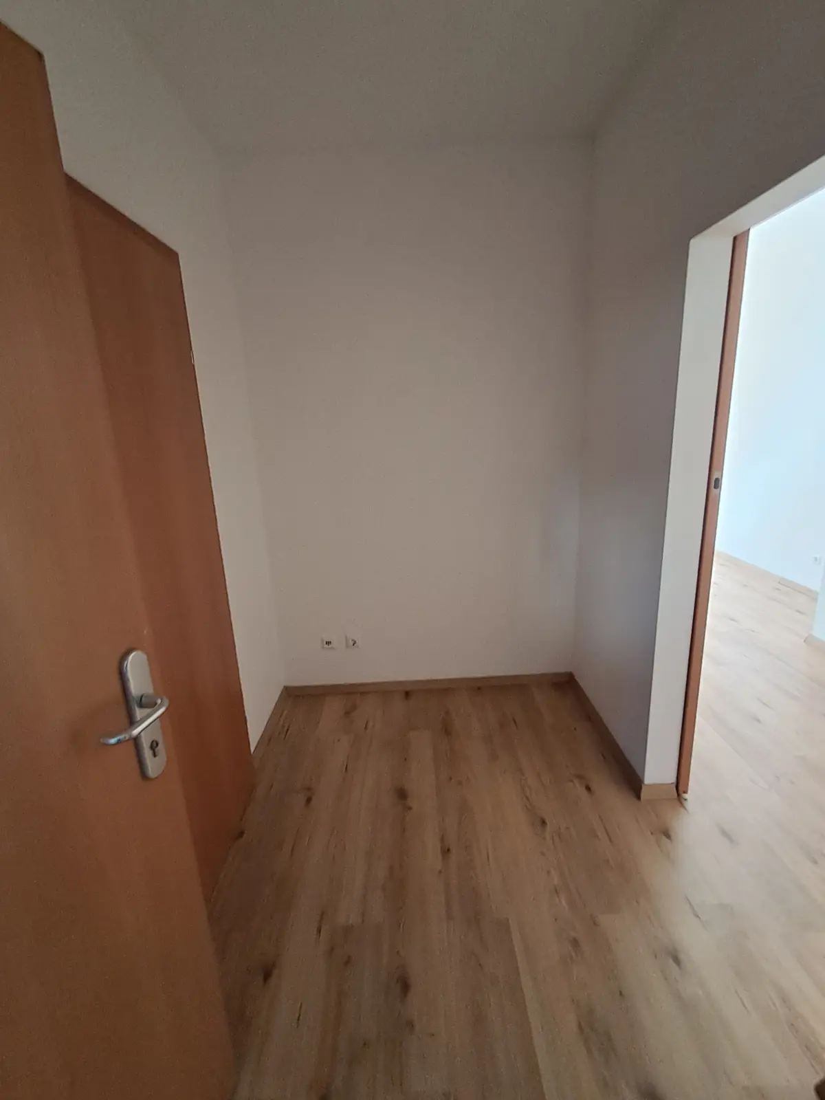 INNENANSICHTEN