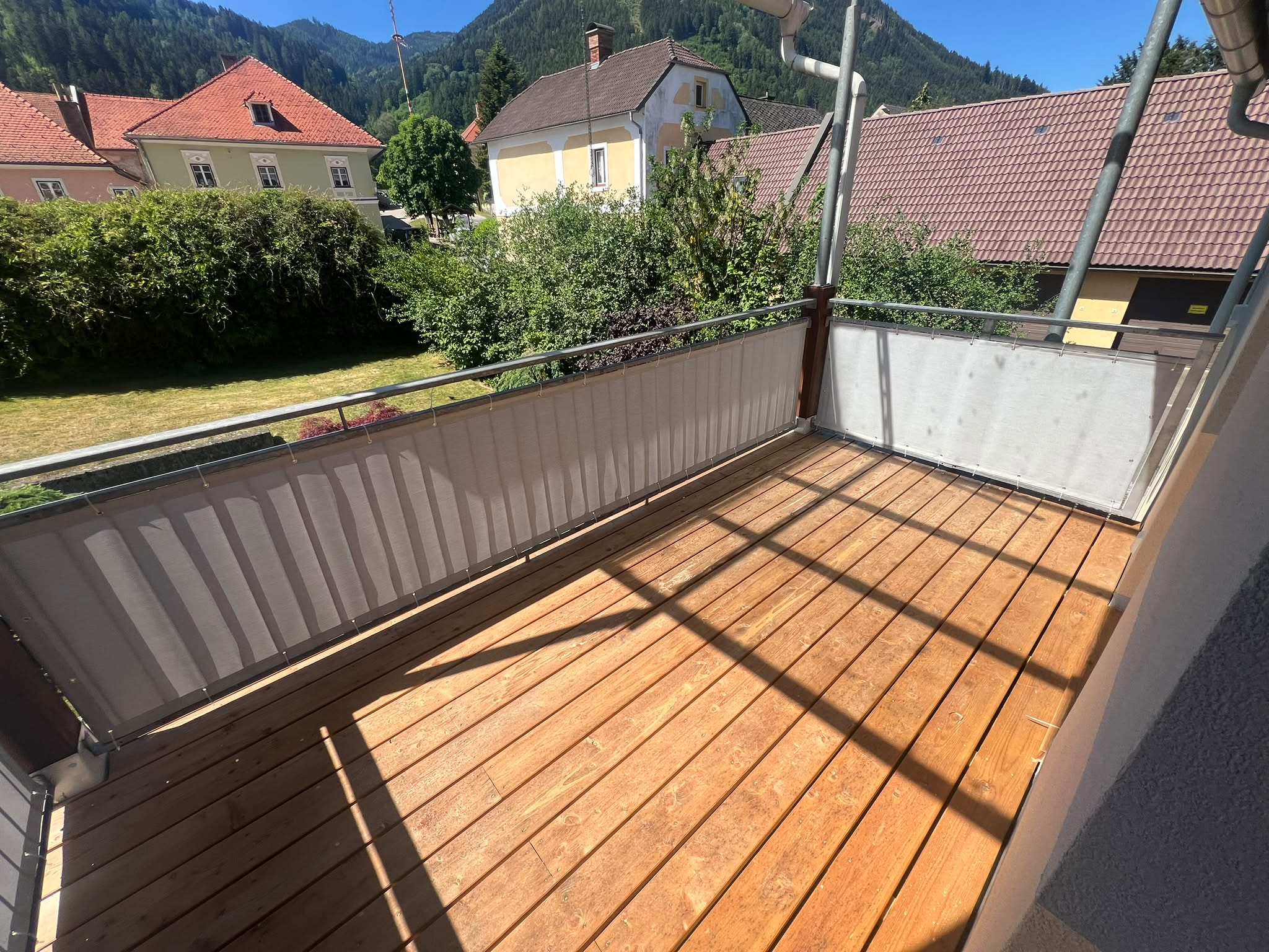 INNENANSICHTEN