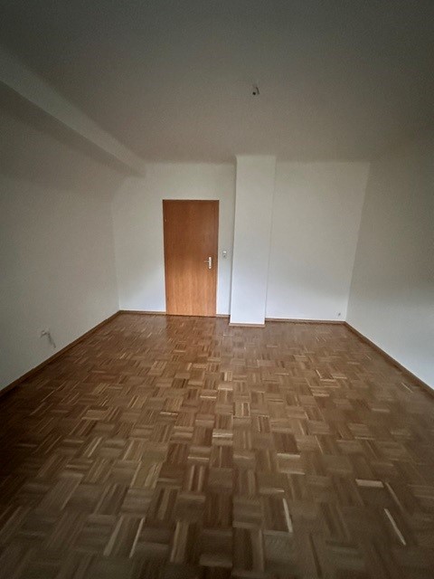 INNENANSICHTEN