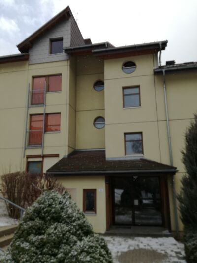 schöne Gartenwohnung mit Tiefgaragenparkplatz in Mürzzuschlag, 8680 Mürzzuschlag, Wohnung
