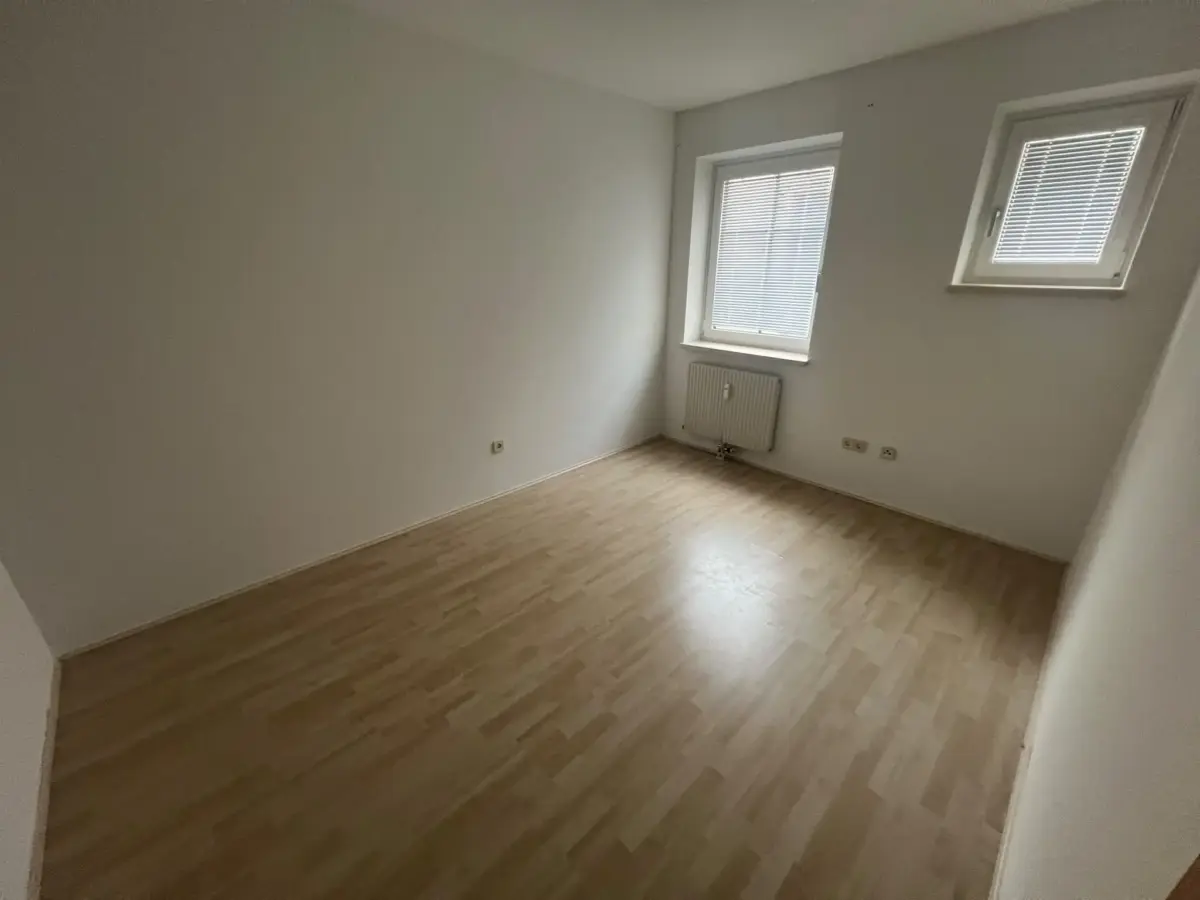 INNENANSICHTEN