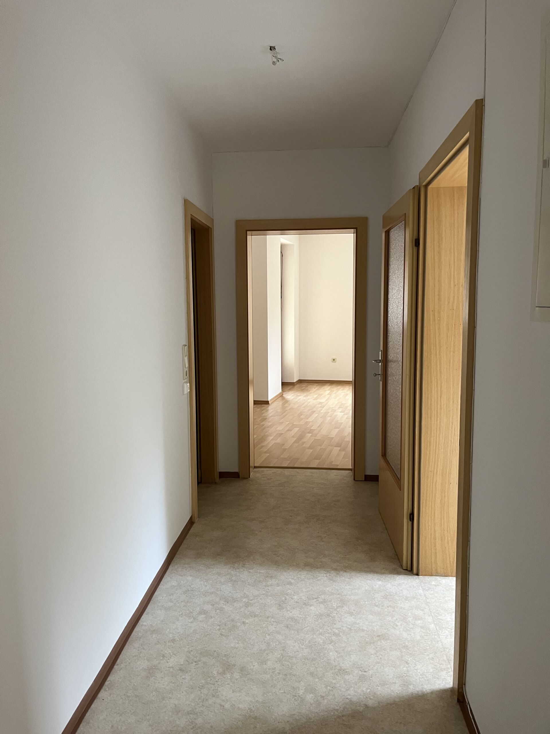 INNENANSICHTEN