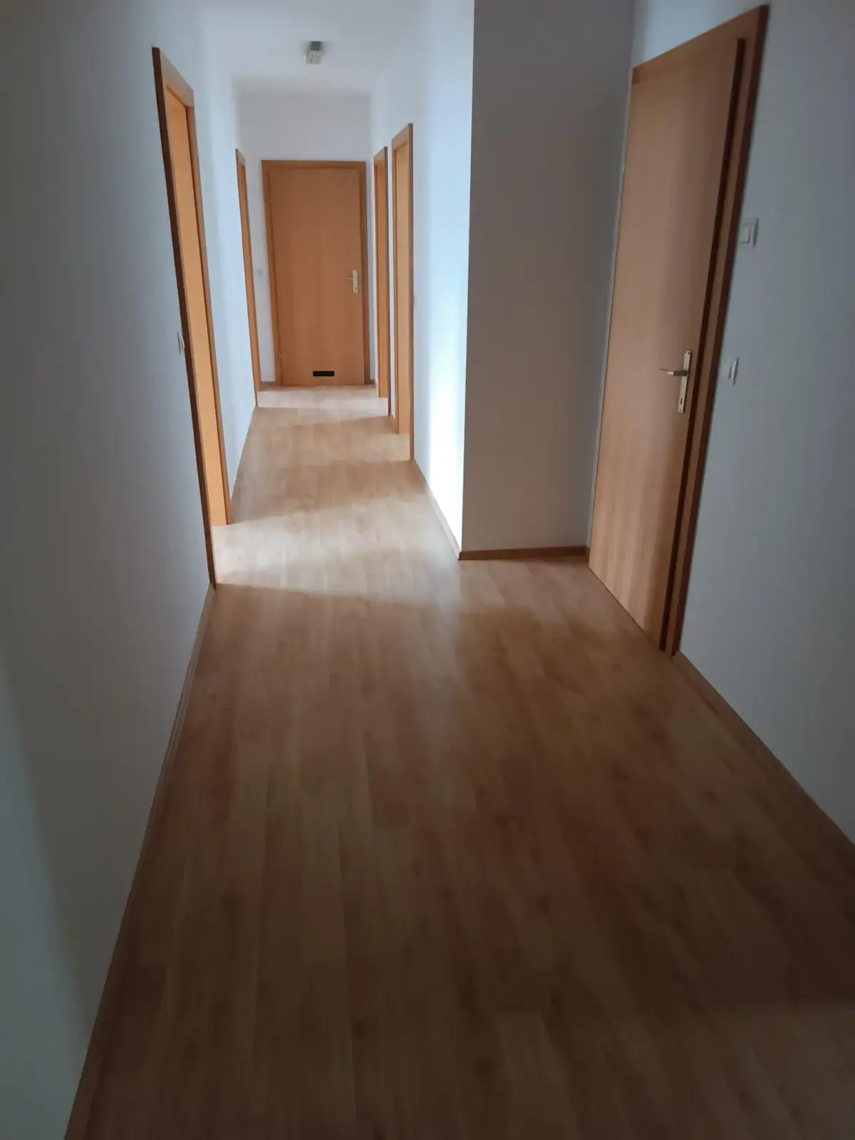 INNENANSICHTEN
