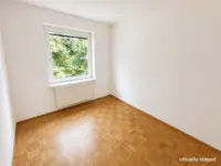 INNENANSICHTEN