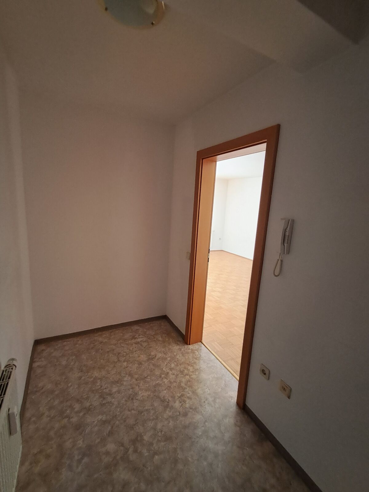 INNENANSICHTEN