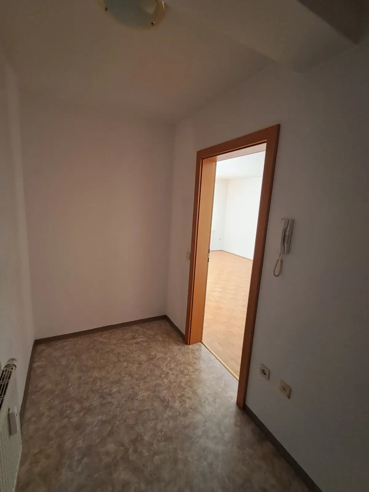 INNENANSICHTEN