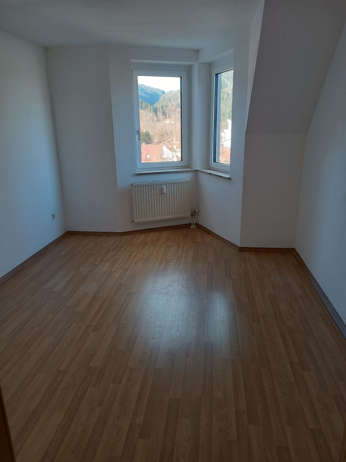 INNENANSICHTEN